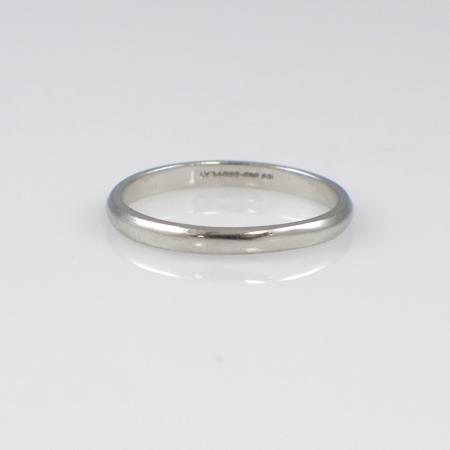 Vintage Platinum 900 Iridium Band Ring 2.2mm Size 8