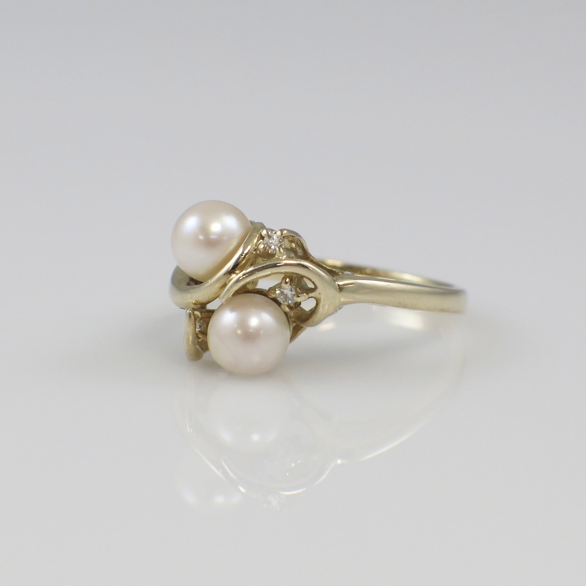 Vintage 14K Yellow Gold Pearl Diamond Bypass Ring