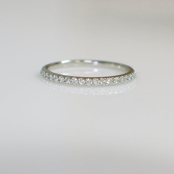 14K White Gold Diamond Anniversary Band .23 CTW SI2 G – Size 7.25