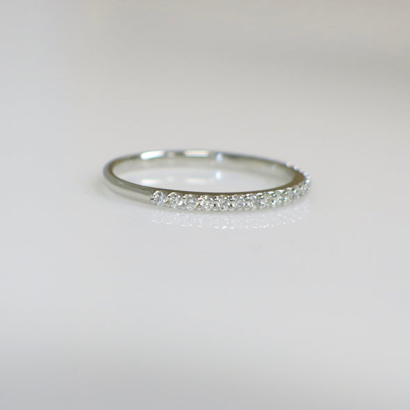 14K White Gold Diamond Anniversary Band .23 CTW SI2 G – Size 7.25