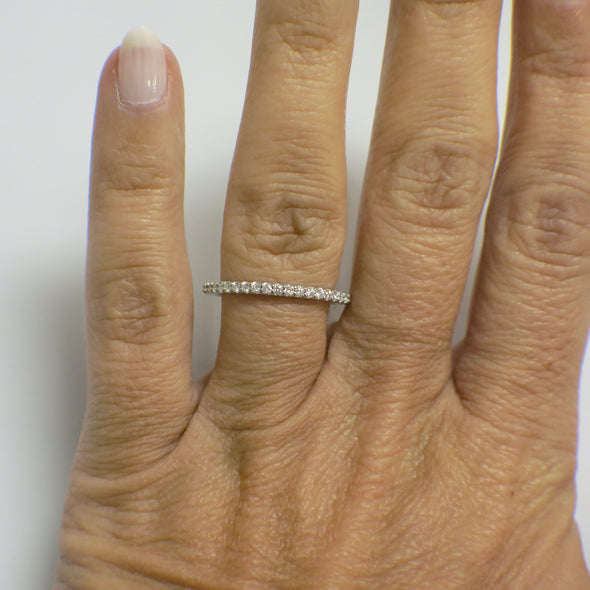14K White Gold Diamond Anniversary Band .23 CTW SI2 G – Size 7.25