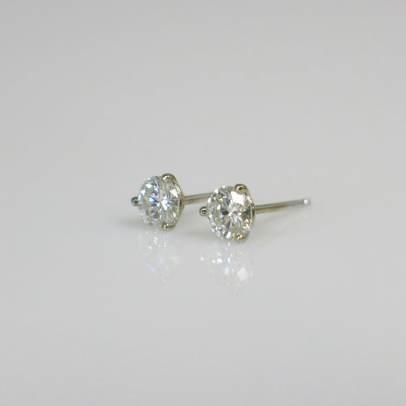 .50 CTW Natural Diamond Martini Stud Earrings – 14K White Gold