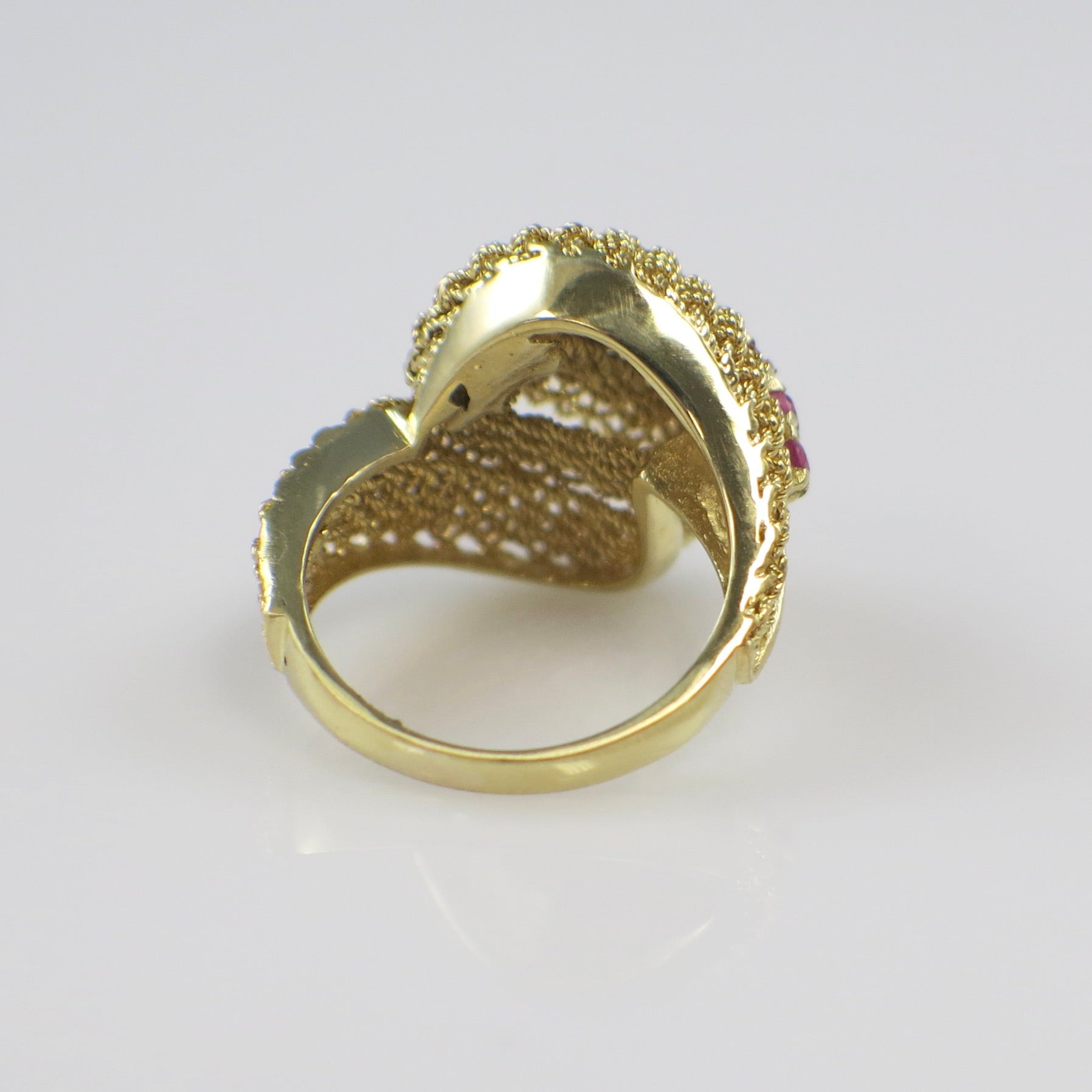 14K Yellow Gold Pink Sapphire Mesh Dome Ring – Vintage Textured Statement Ring Size 4.75 - Black Market LLC