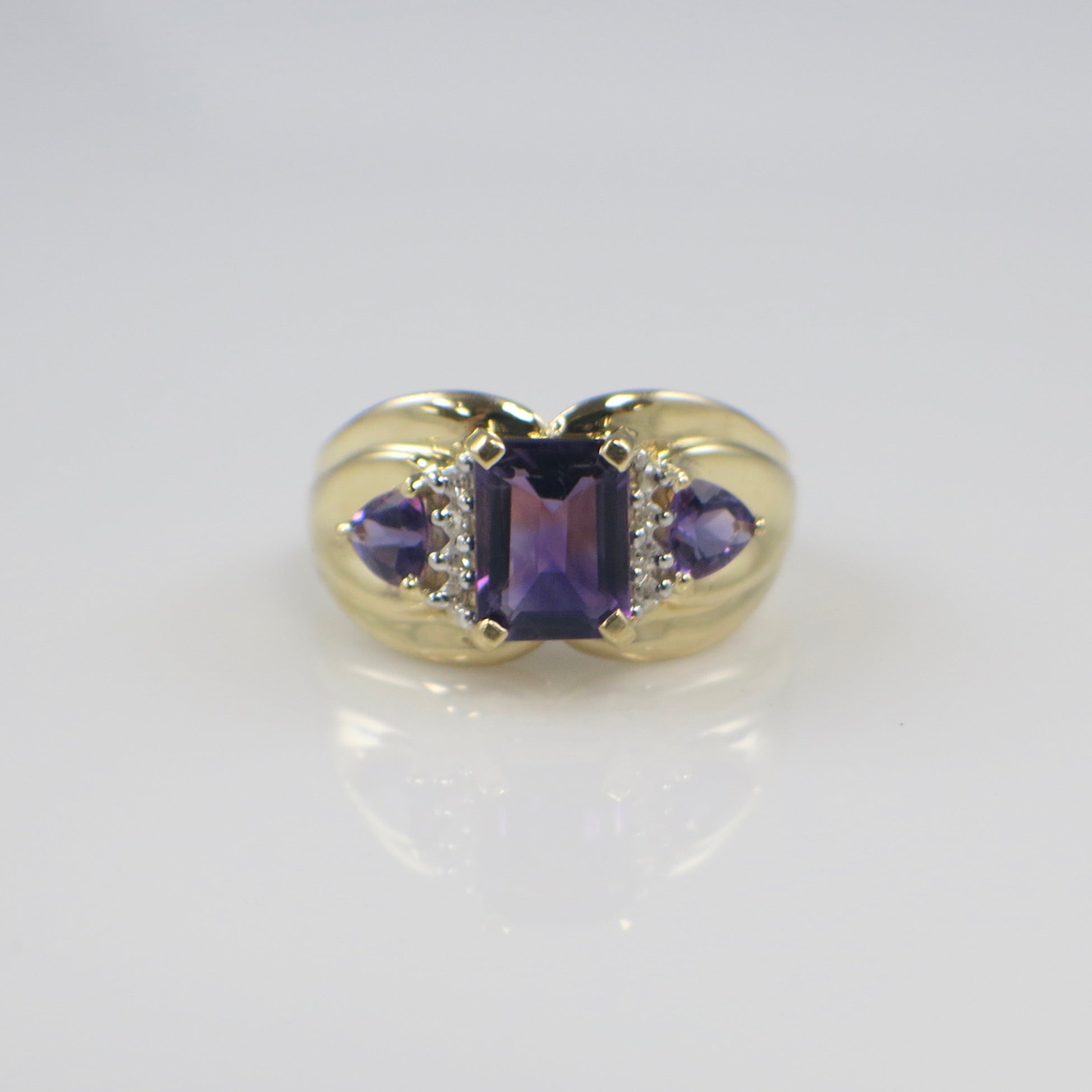 14K Yellow Gold Town and Country Amethyst and Diamond Ring – Emerald Cut and Trillion Side Stones – Size 8.5 - Black Market LLC