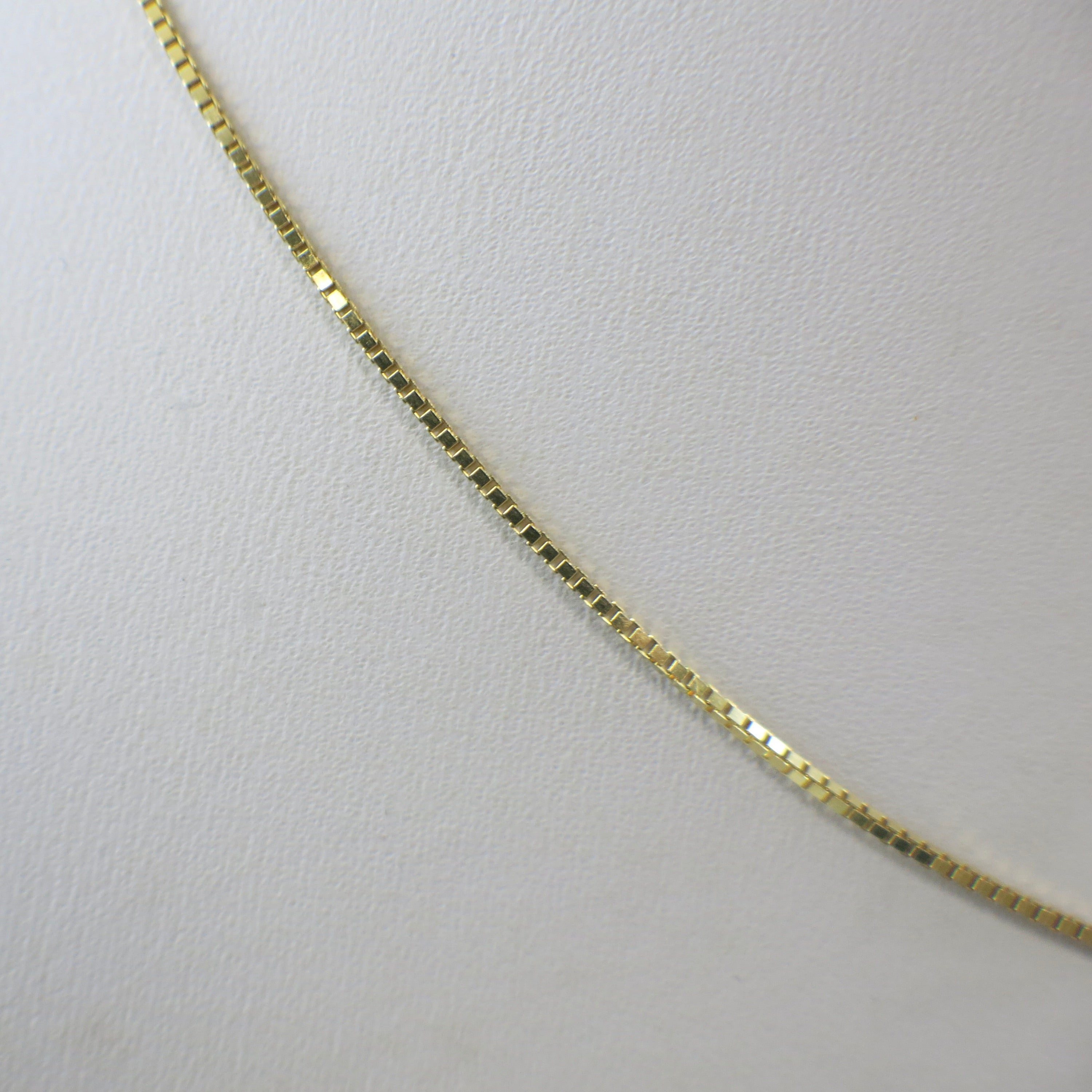 14K Yellow Gold Box Chain Necklace – 20 Inch 0.9mm Fine Gold Chain - Black Market LLC