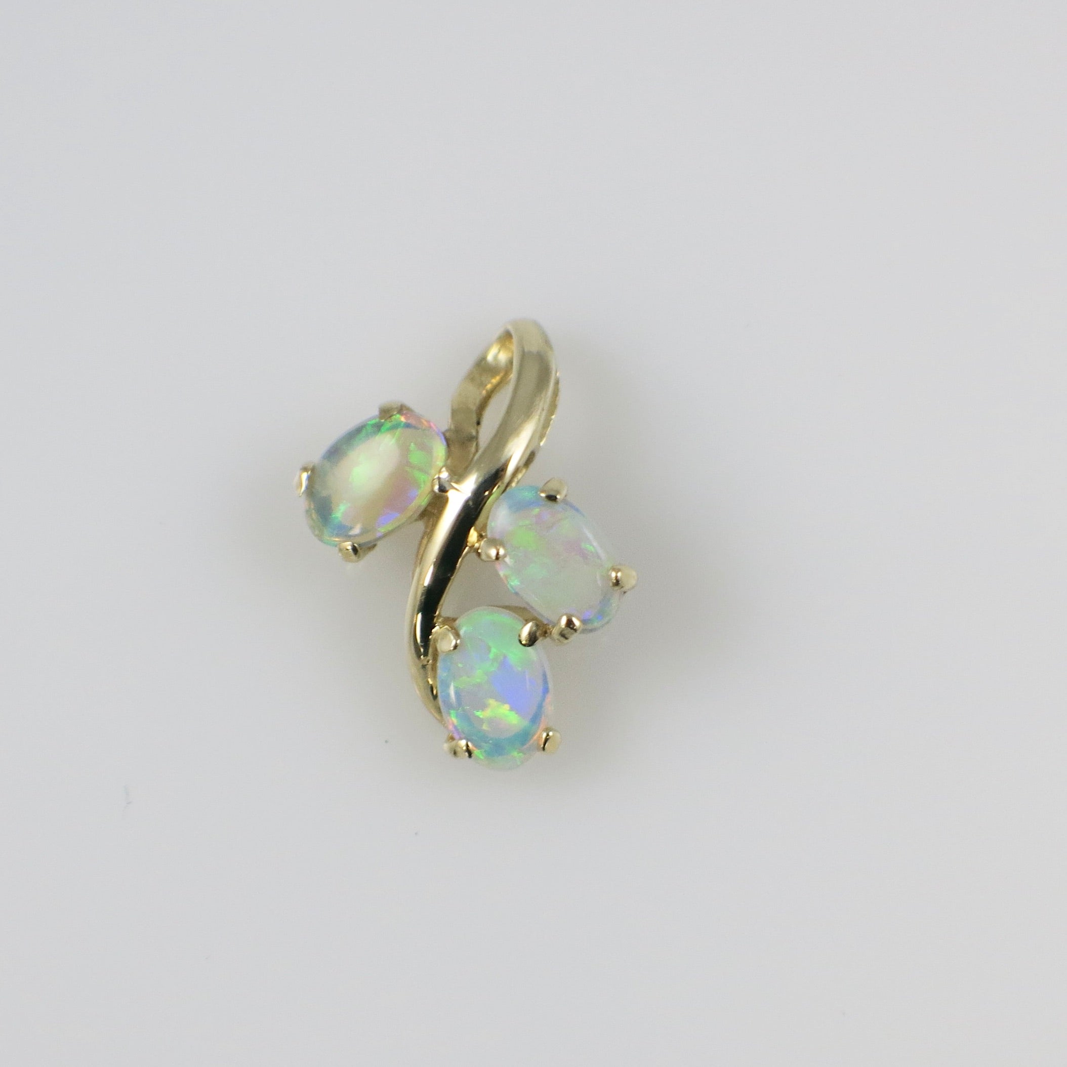 14K Yellow Gold 3-Stone Opal Pendant – Natural Oval Opals - Black Market LLC