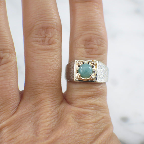 18K Gold Jade Cabochon Ring | White and Yellow Gold Jade Ring | Sage Green Jade Ring | Bead Finish Gold Band | Vintage Gemstone Ring