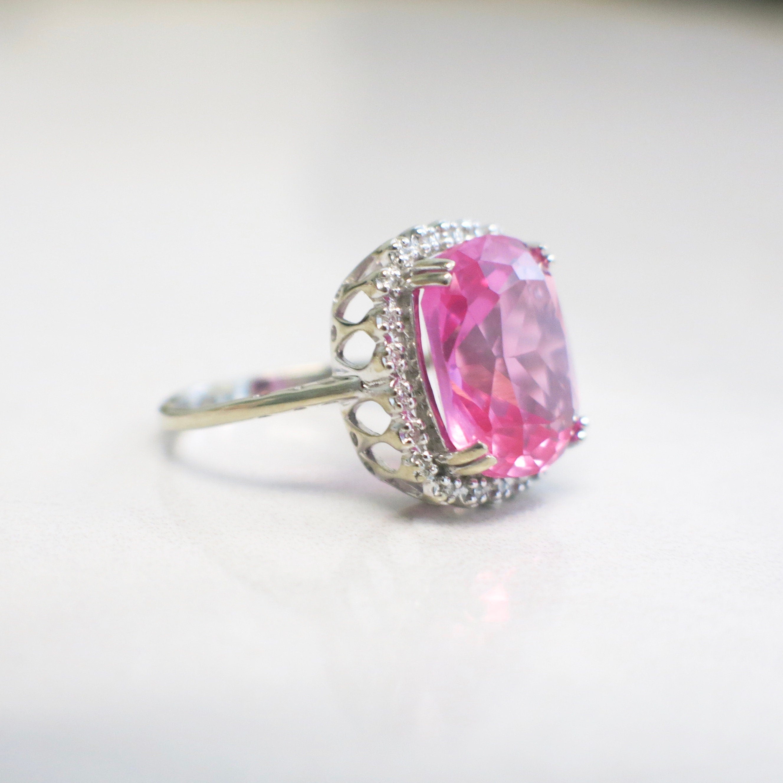 10K White Gold Pink Sapphire Halo Diamond Ring – Cushion Cut, Vintage Style, Size 7 - Black Market LLC