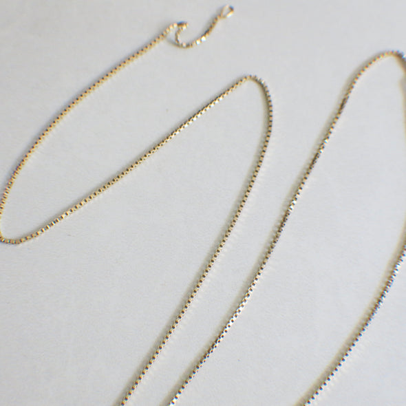 14K Yellow Gold 26 Inch Extra Long Box Chain Necklace