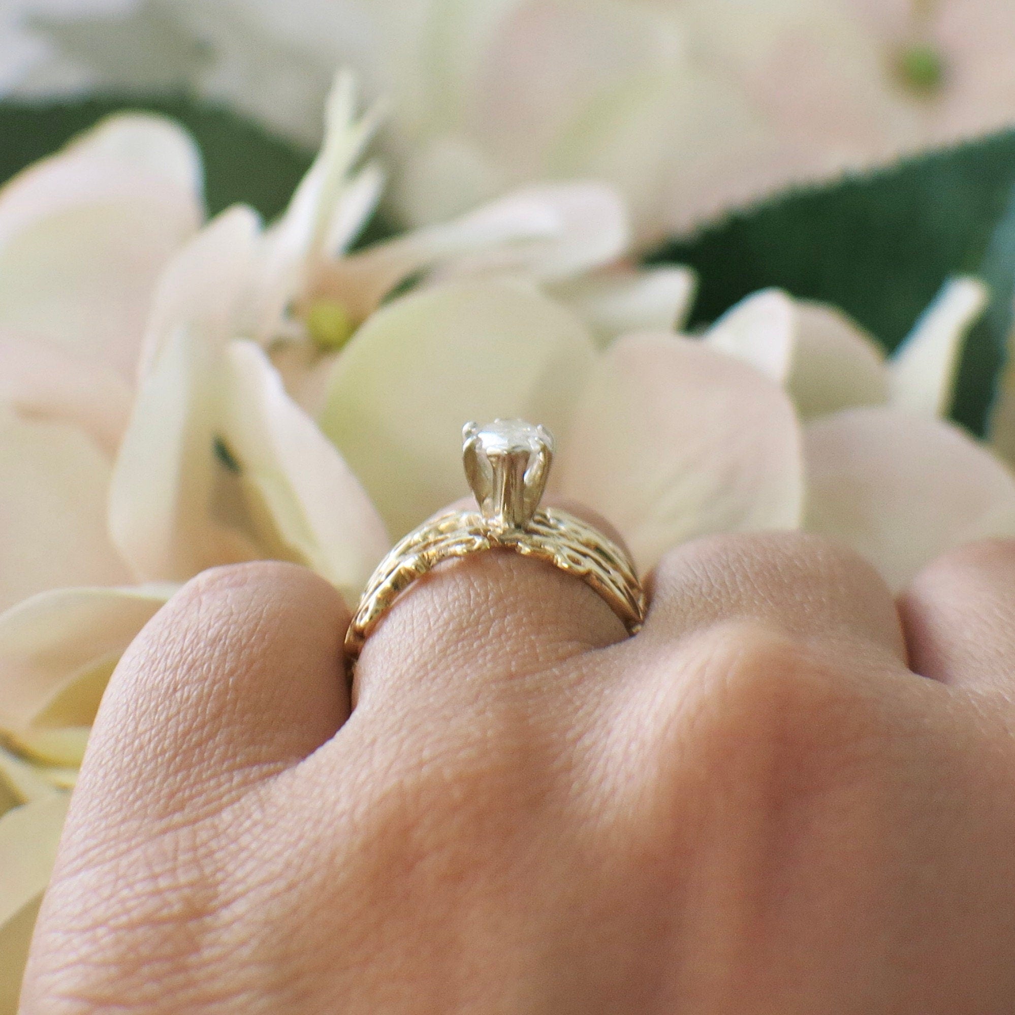 18K Yellow Gold Wide Scroll Band Ring | 1.00 CT Marquise Diamond Solitaire Size 7 - Black Market LLC