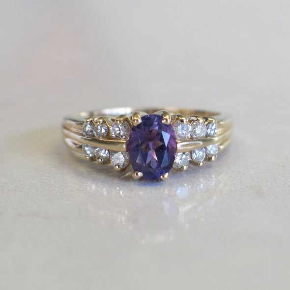 14K Yellow Gold Amethyst Ring with Diamond Accents | Oval Cut Cocktail Ring Size 6.5