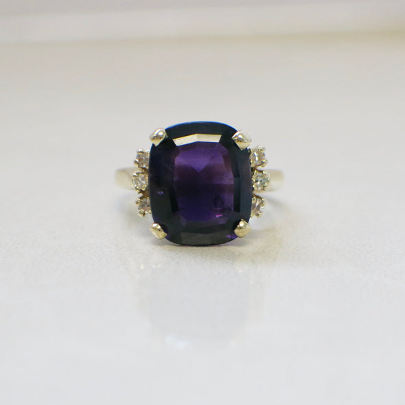 14K Yellow Gold Cushion Cut Amethyst & Diamond Cocktail Ring | Size 5.25