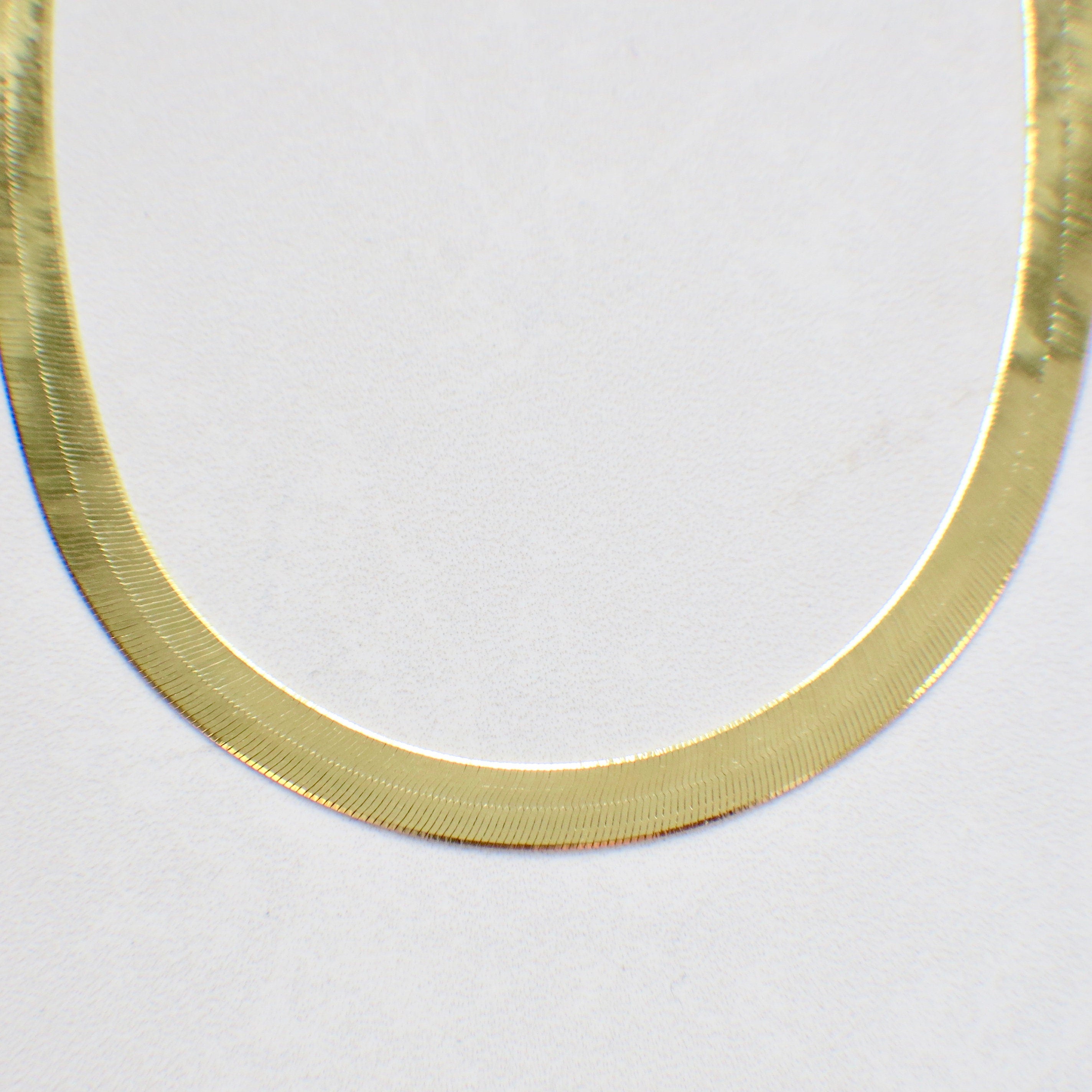 10K Yellow Gold Wide Herringbone Chain – 20" Length, 6.7 mm, 16.7 g - Black Market LLC