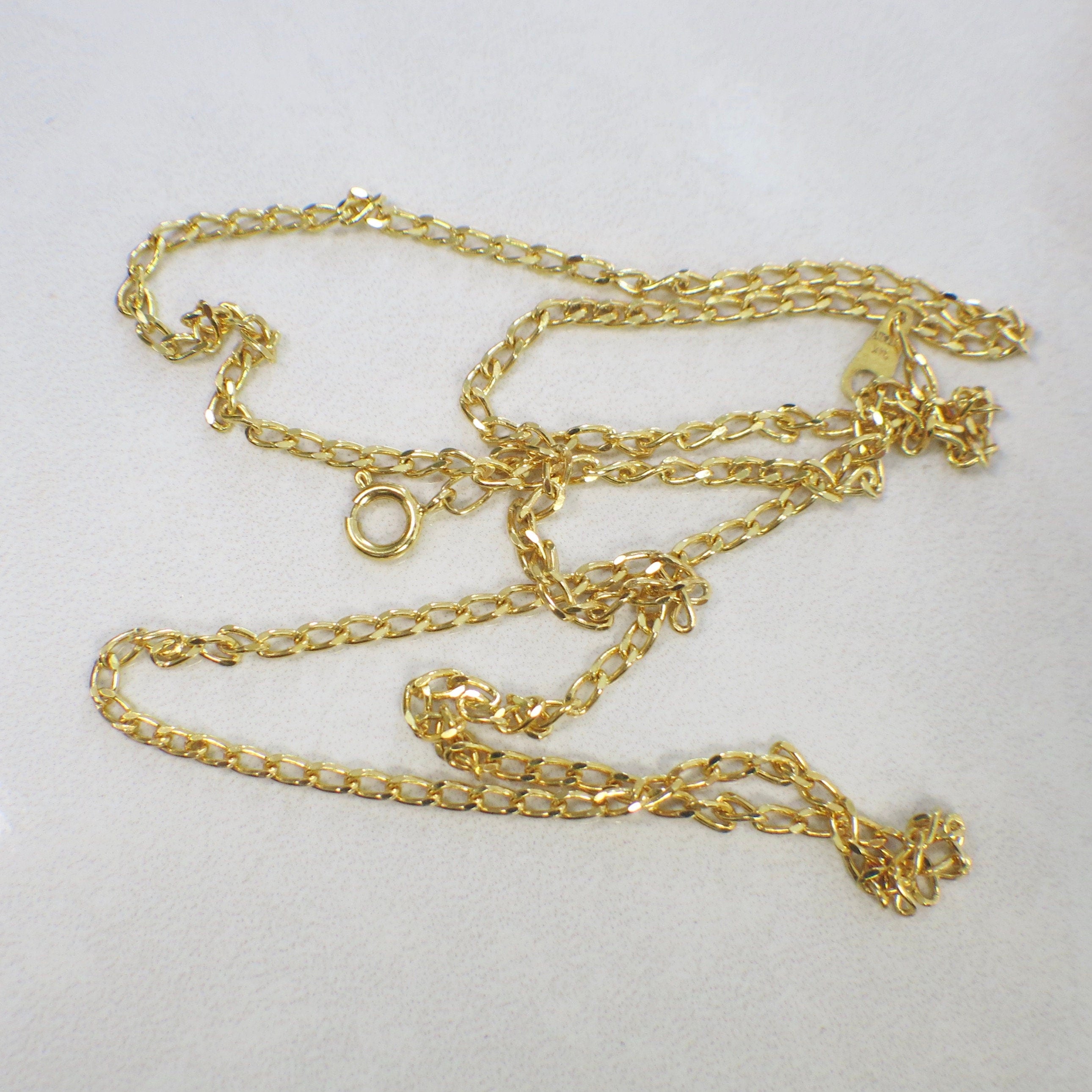 14K Yellow Gold Oval Curb Chain Necklace – 24", 2.2 mm, 7.3 g - Black Market LLC