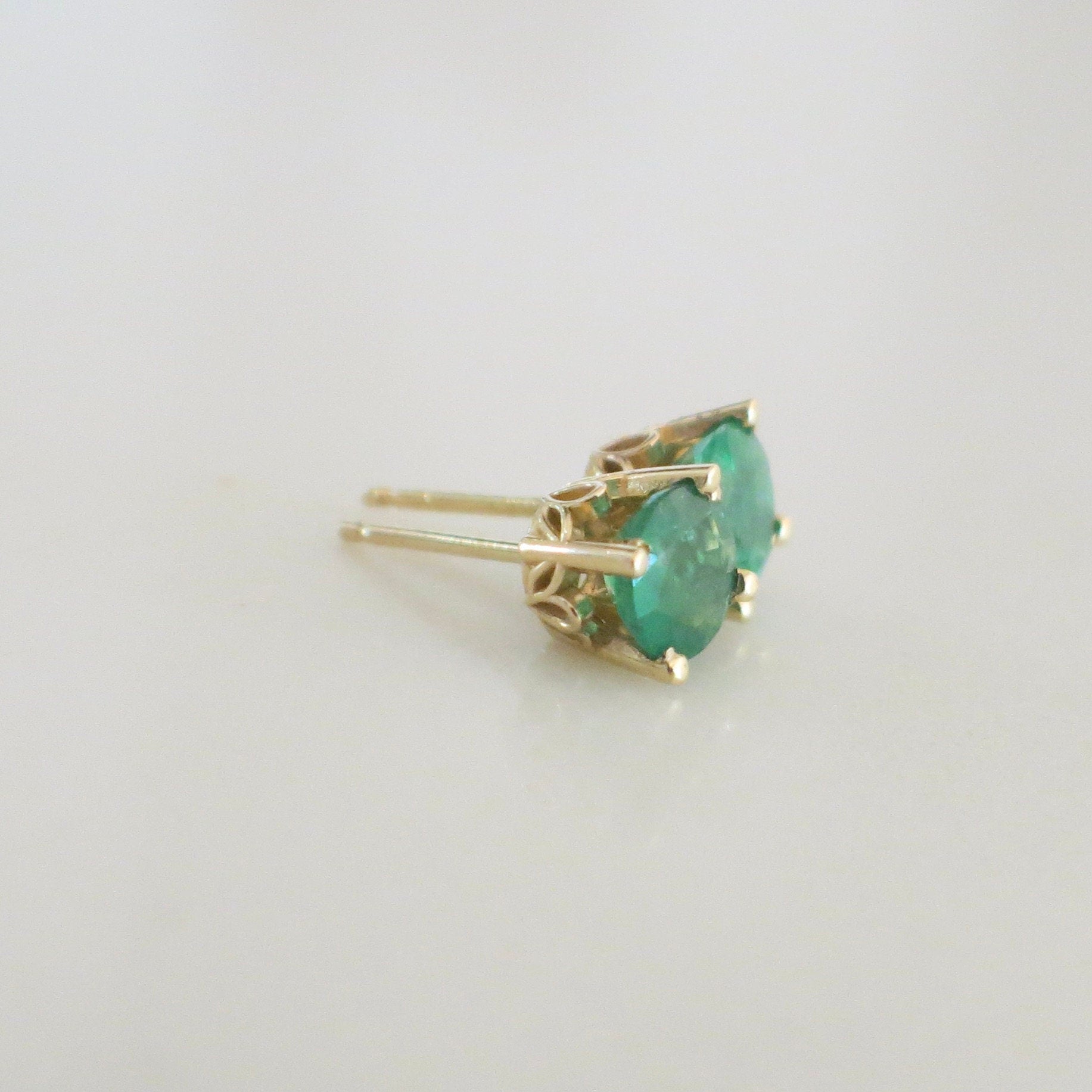 14K Yellow Gold Emerald Stud Earrings | 1.5 CTW Green Gemstone Basket Set - Black Market LLC