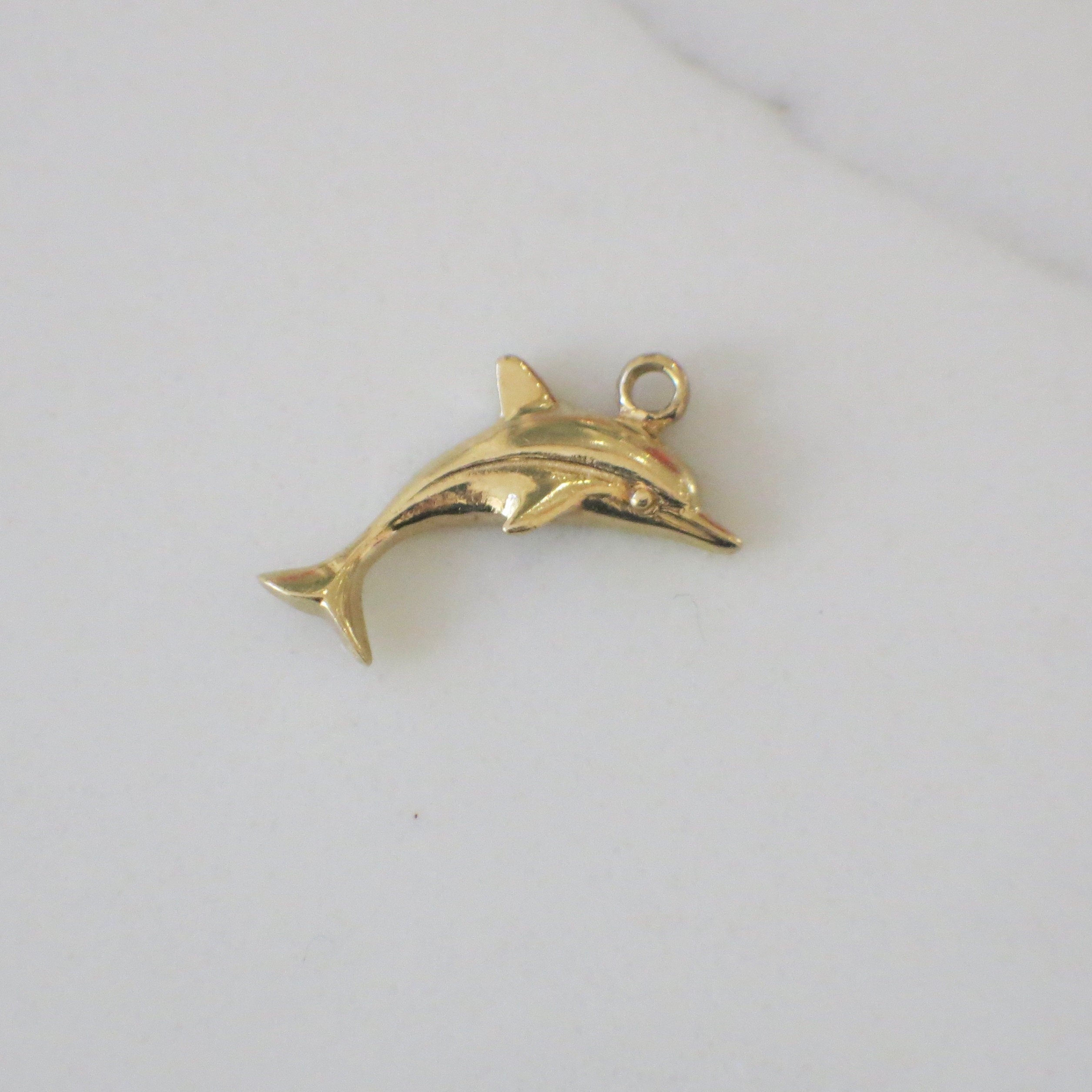 14K Yellow Gold Dolphin Pendant | Vintage Ocean Charm Nautical Jewelry - Black Market LLC