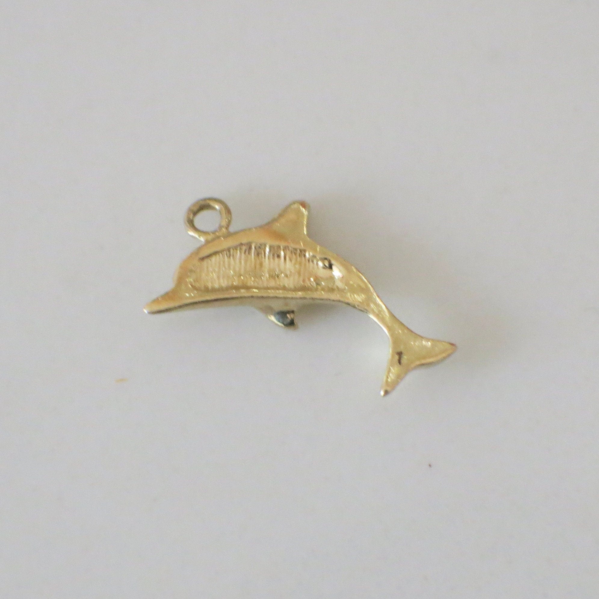 14K Yellow Gold Dolphin Pendant | Vintage Ocean Charm Nautical Jewelry - Black Market LLC