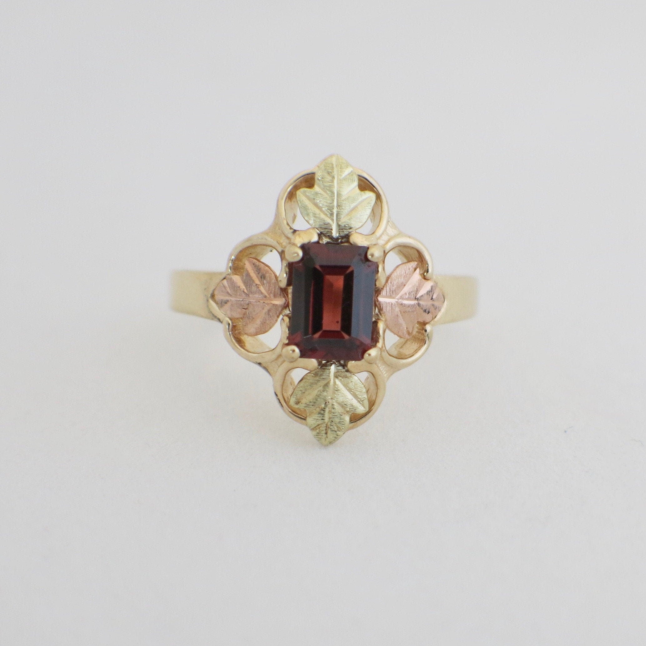 10K Gold Garnet Leaf Ring | Vintage Emerald Cut Garnet with Rose & Yellow Gold Leaves Size 7 - Black Market LLC