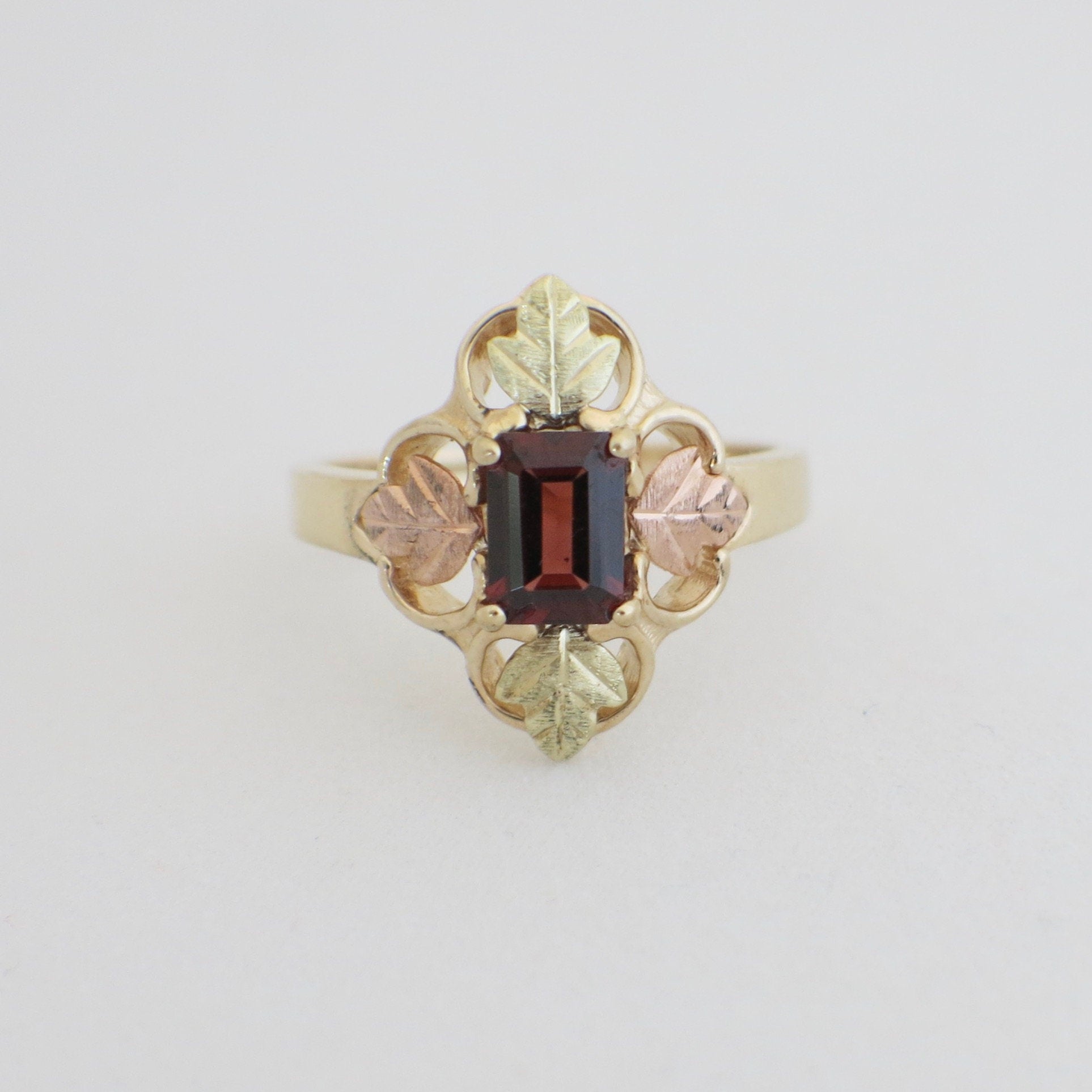 10K Gold Garnet Leaf Ring | Vintage Emerald Cut Garnet with Rose & Yellow Gold Leaves Size 7 - Black Market LLC