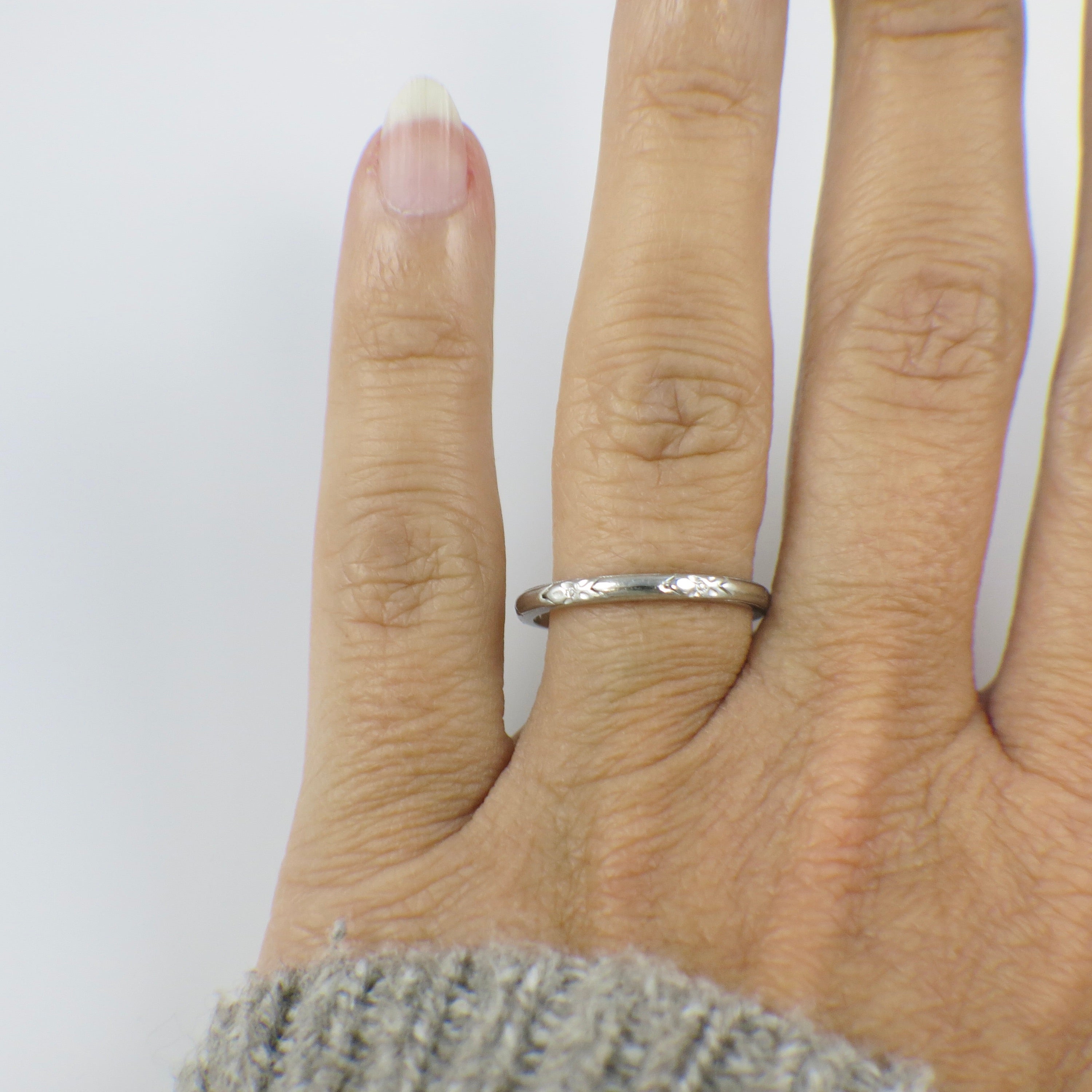 Platinum 2mm Classic Wedding Band Size 7 - Black Market LLC