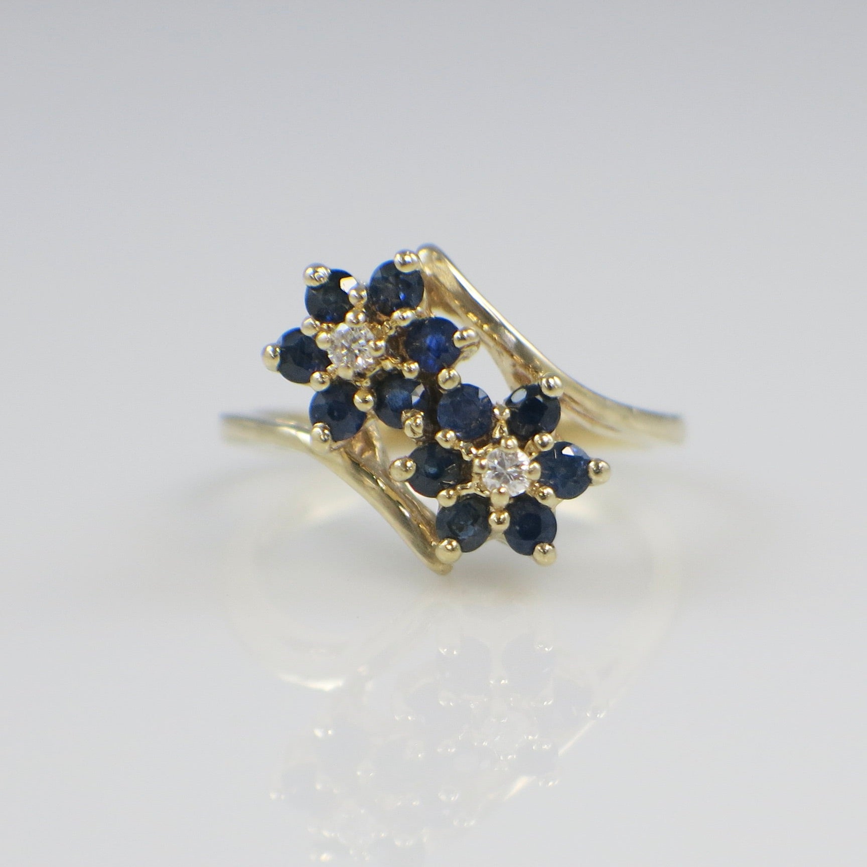 Vintage 14K Yellow Gold Sapphire and Diamond Cluster Ring – Retro 1970s Cocktail Jewelry - Black Market LLC