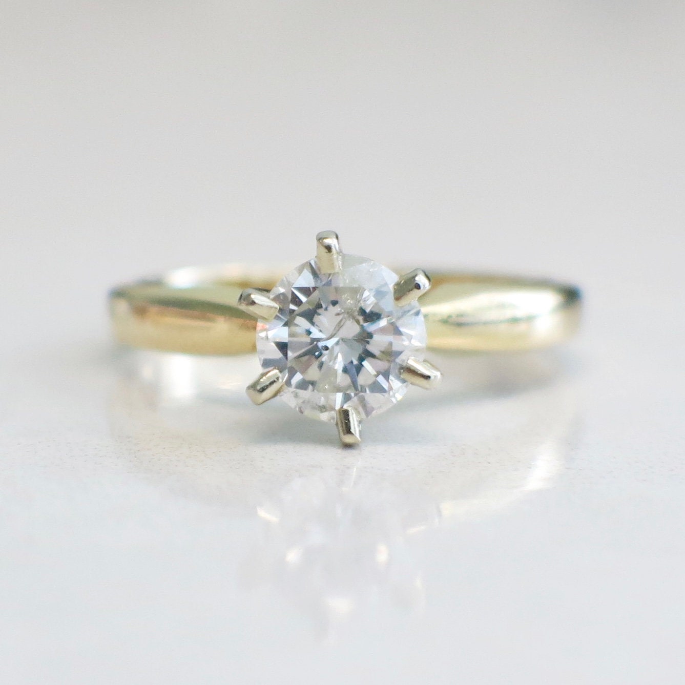 14K Yellow Gold Solitaire Diamond Engagement Ring | .92 CT Round Brilliant Size 7 - Black Market LLC