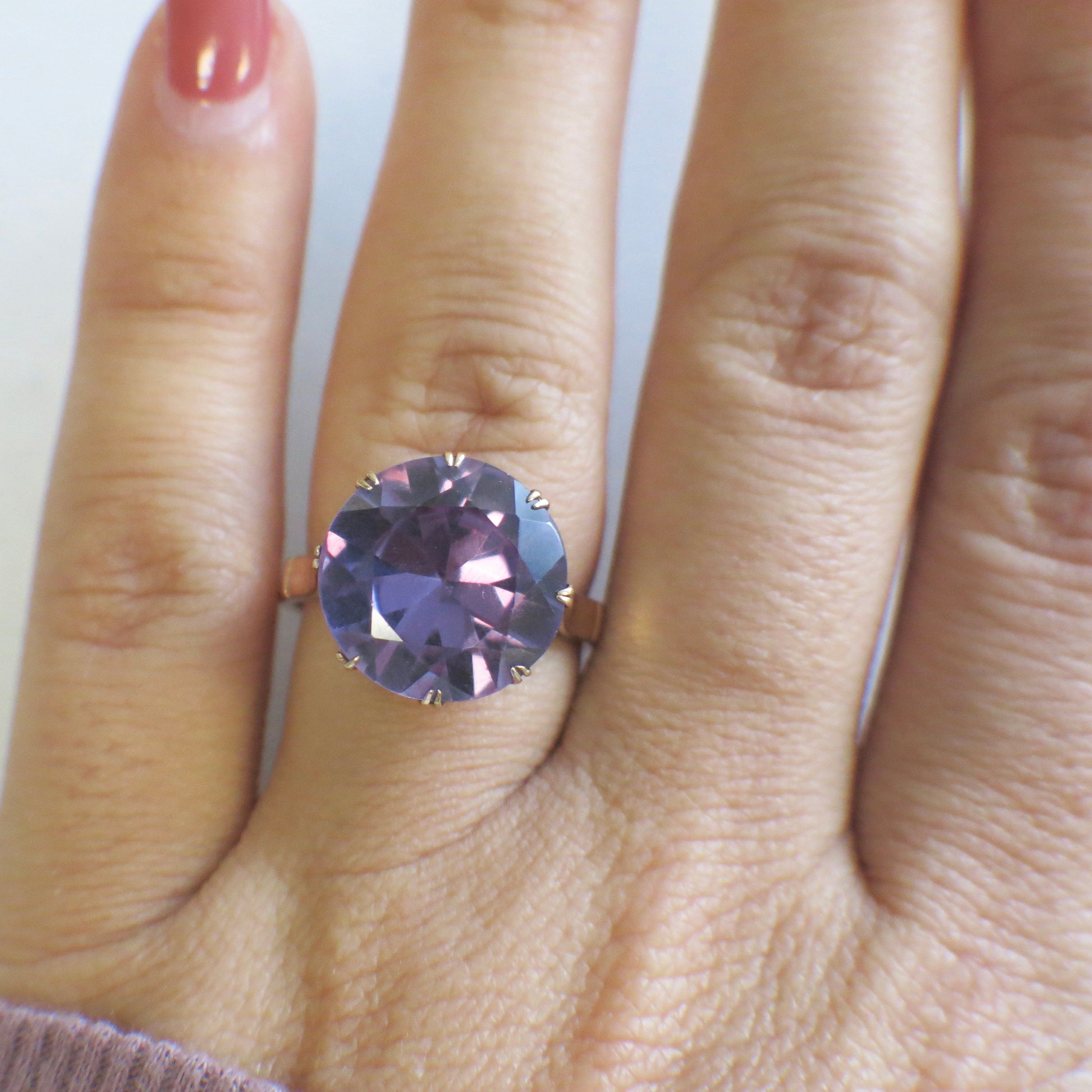 Vintage 14K Rose Gold Color Change Sapphire Ring – Purple-Blue Statement, Size 5.25 - Black Market LLC