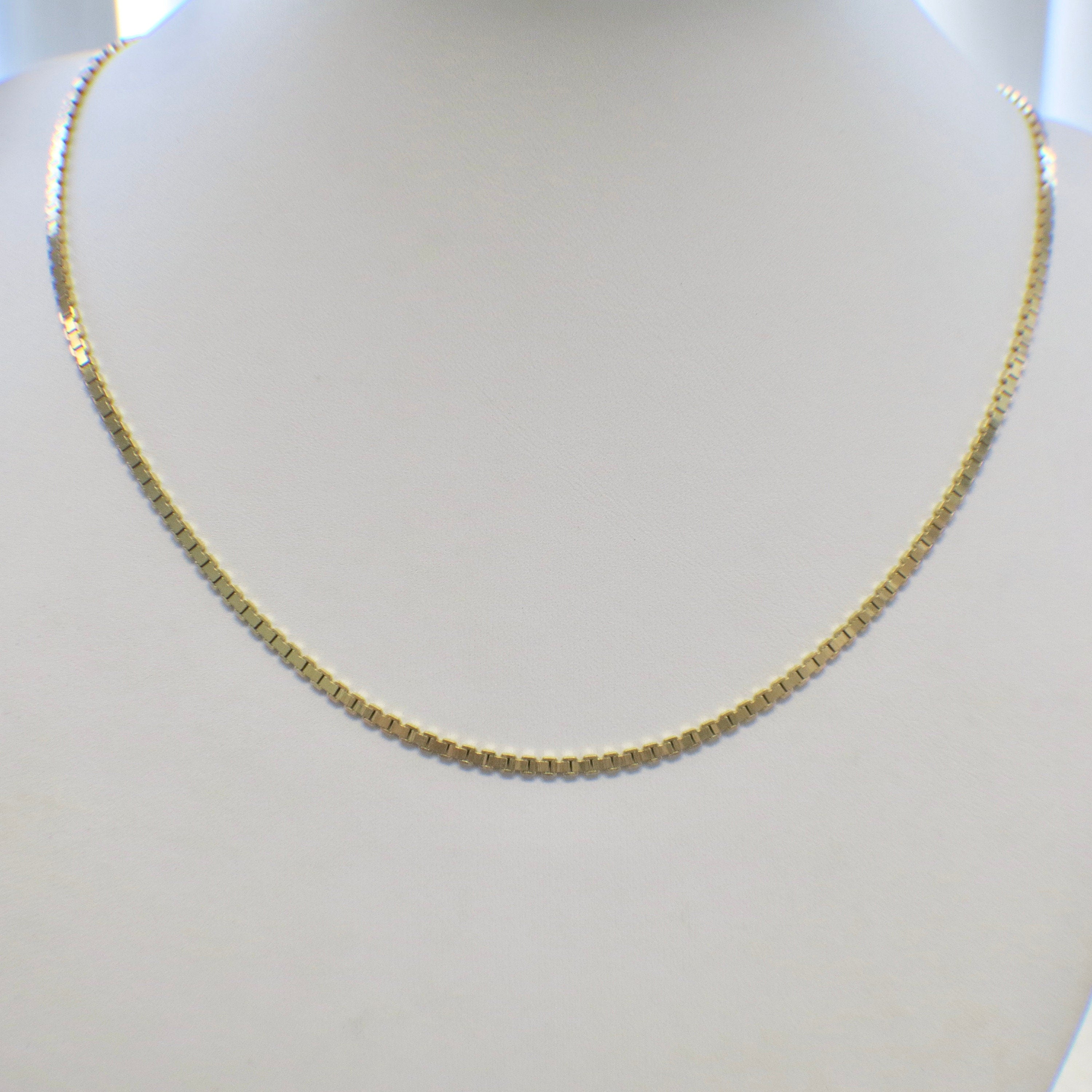 14K Yellow Gold Flat Box Chain Necklace | 20 Inch, 2.5 mm Wide, 13g Vintage Unisex - Black Market LLC