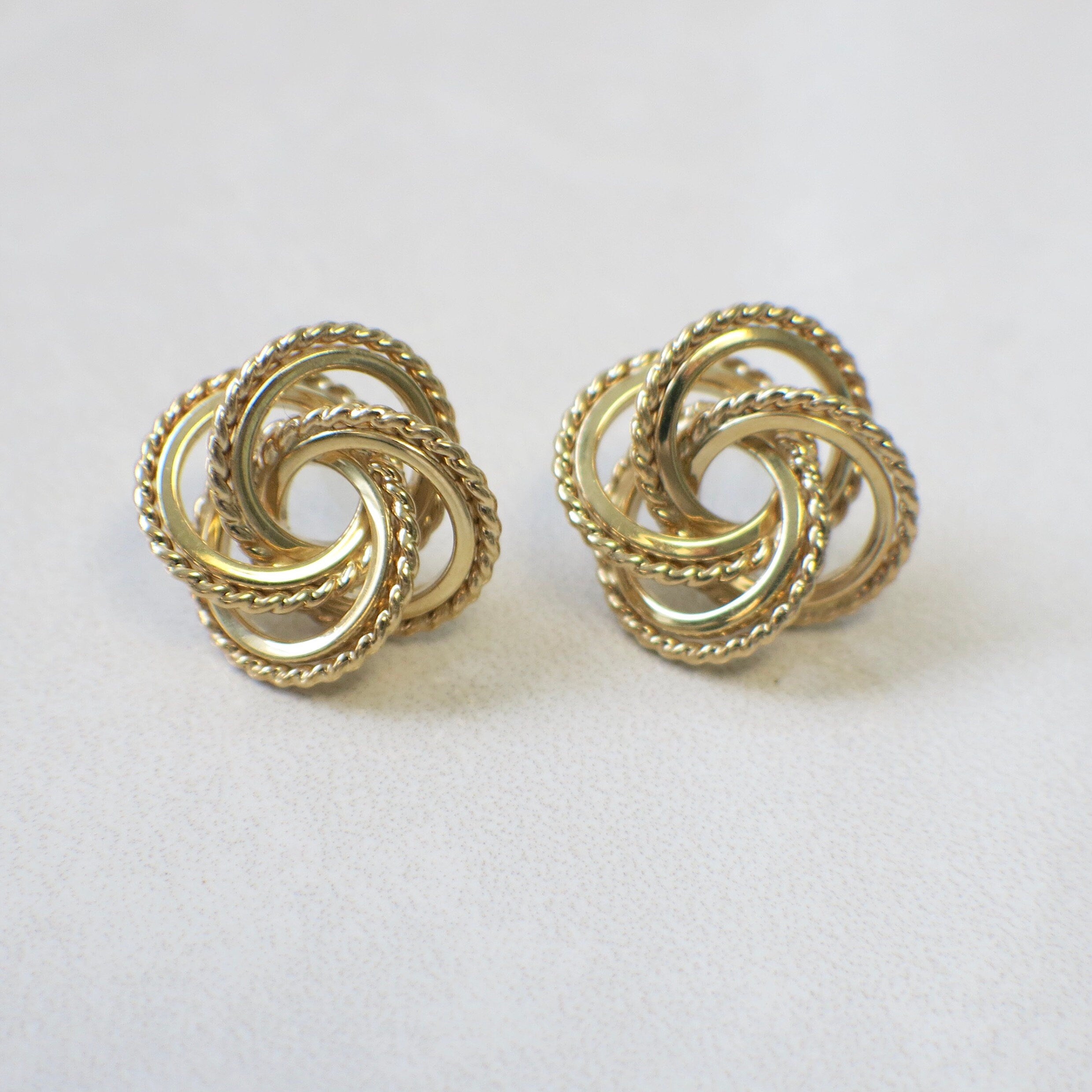 14K Yellow Gold Floral Twist Braid Stud Earrings - Black Market LLC