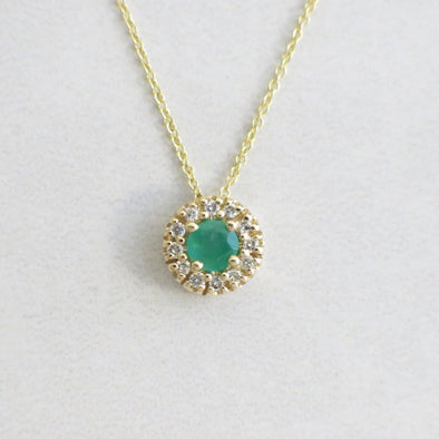14K Yellow Gold Emerald and Diamond Halo Pendant Necklace 16 Inch