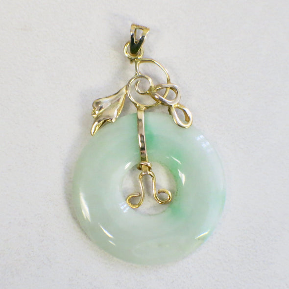 14K Yellow Gold Green Jade Disc Pendant | Vintage Scroll-Inspired Design