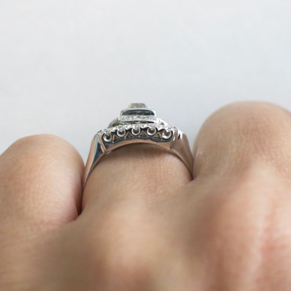 14K White Gold Vintage Art Deco Diamond Ring Alternative Engagement Ring
