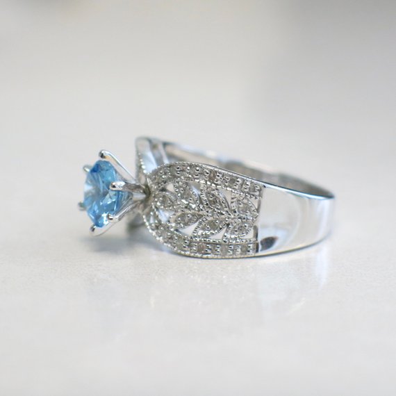 10K White Gold and Light Blue Glass Gem Wide Band Scroll Ring