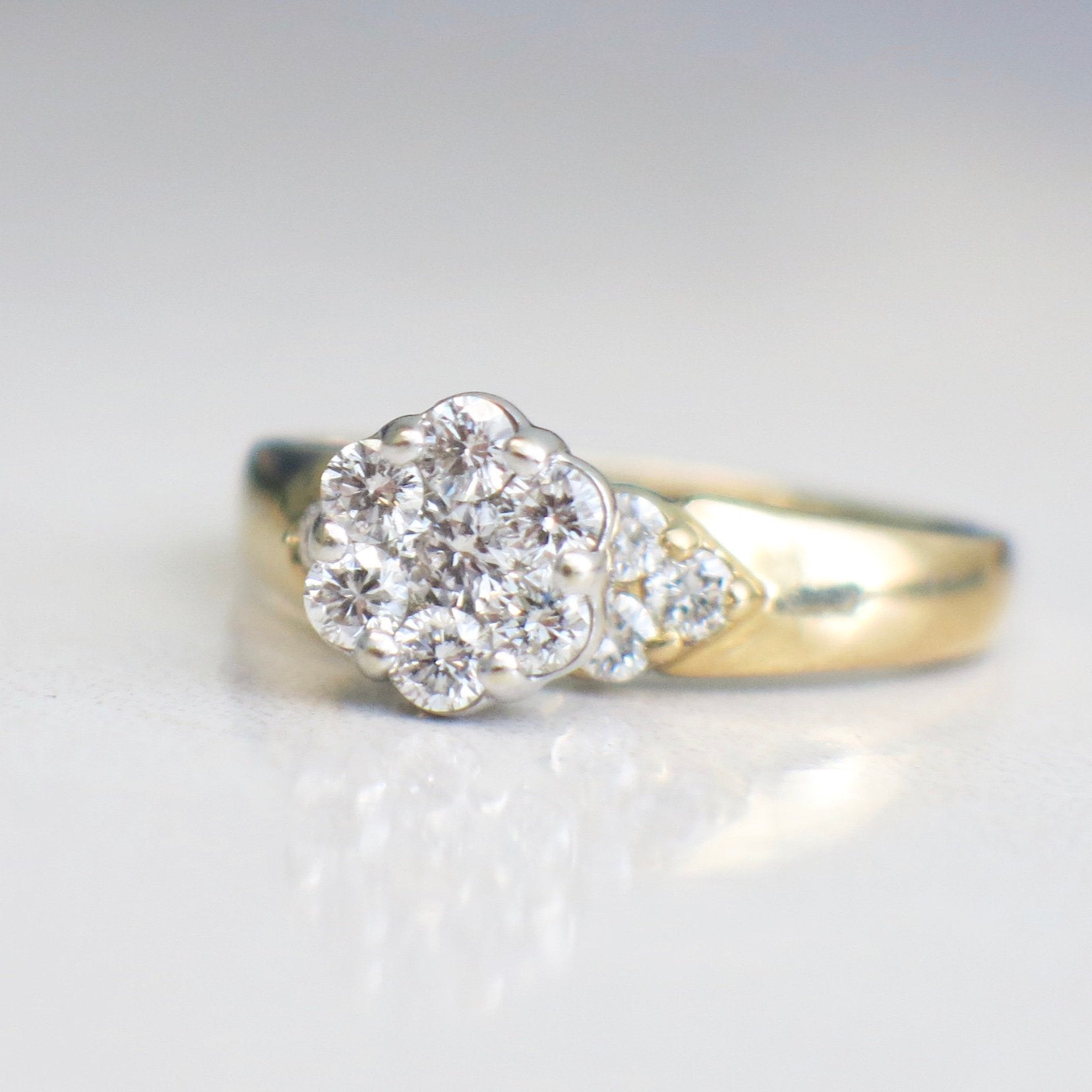 18ct White Gold Flower Design Diamond Cluster Ring | Pravins