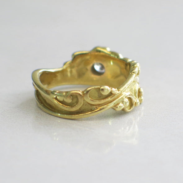 18K Gold Vintage Diamond Ring