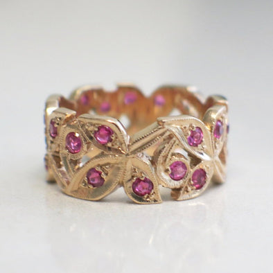 14K Rose Gold Leaf Motif Pink Sapphire Band Ring