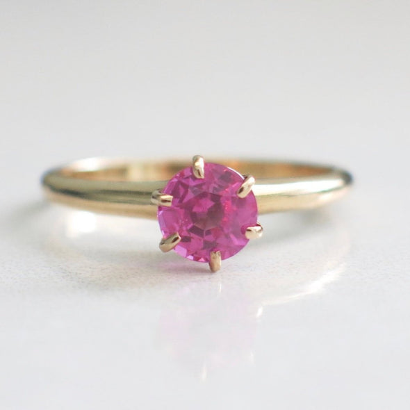 Natural Pink Sapphire Solitaire 14K Rose Gold Vintage Ring