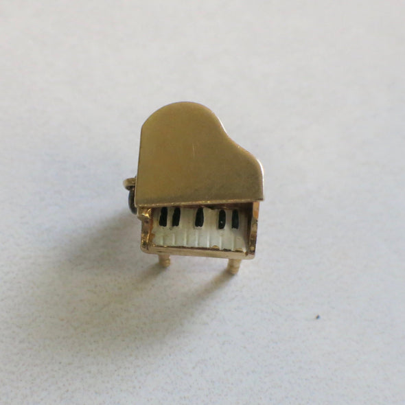 Vintage 10K Gold Yellow Piano Open and Close with Enamel Keys Charm