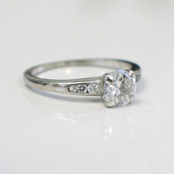 18K White Gold Vintage Diamond Engagement Ring
